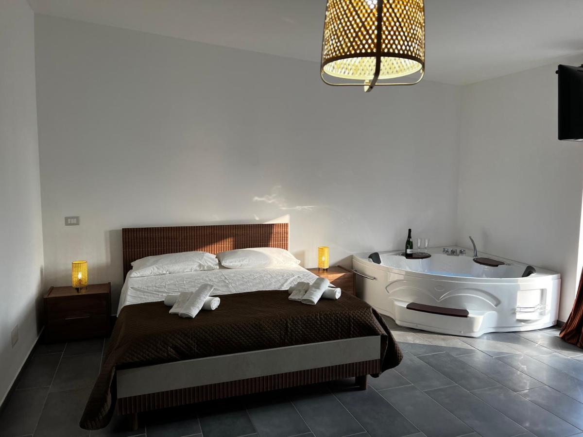 Habitat Luxury Suites Bellona Exterior photo