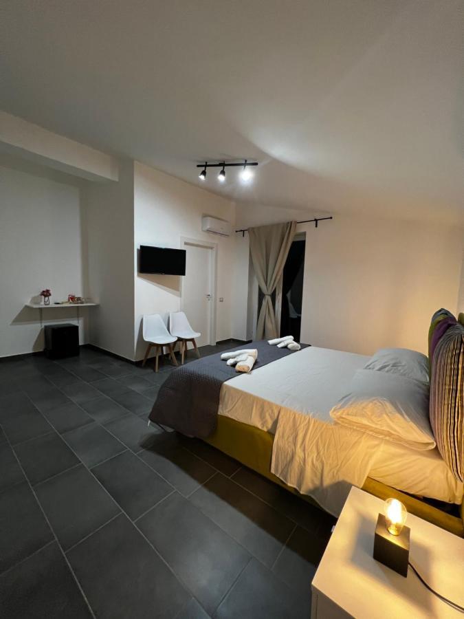 Habitat Luxury Suites Bellona Exterior photo